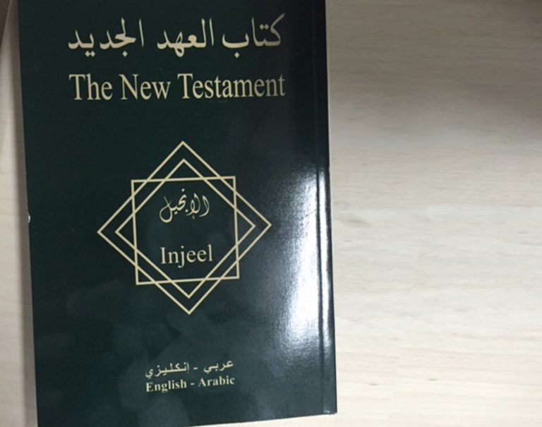 New Testament Bible in English and Arabic